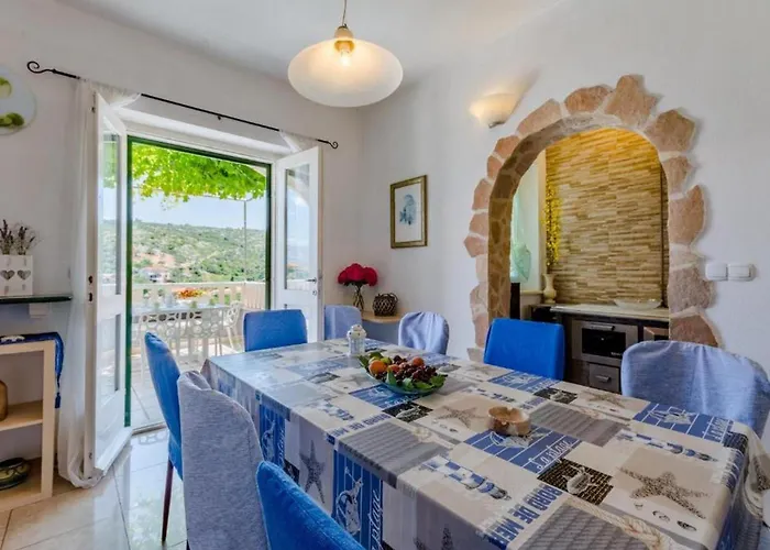 Comfortable With Terrace Postira
