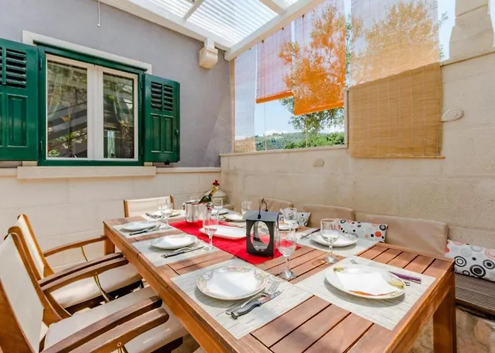 Comfortable With Terrace *