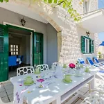 Comfortable With Terrace *