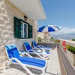 Comfortable With Terrace * Postira